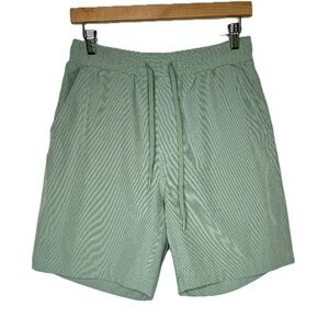 NEW Men 32 Degrees Cool Sage Shorts Bin E
